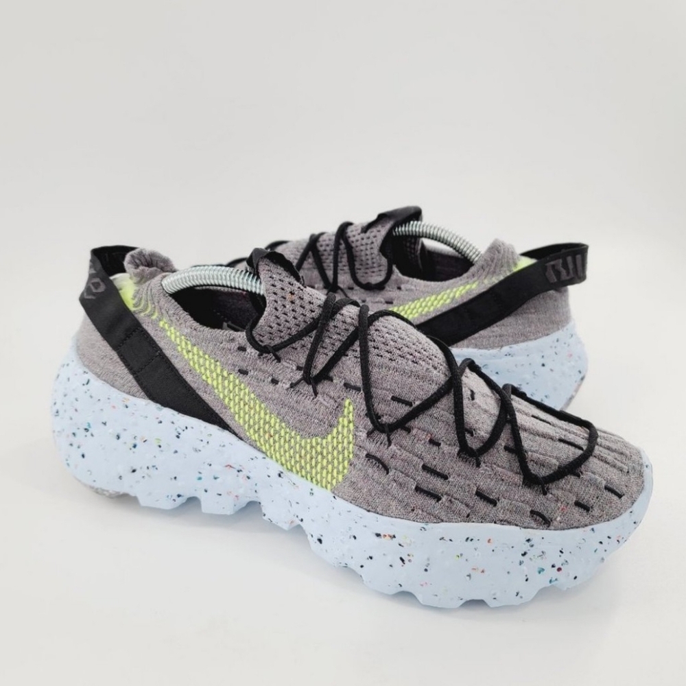 Nike Space Hippie 04 Grey & volt yellow
